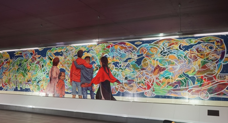Se inauguró mural binacional “Nuestra Épica: Colombia -Ecuador” en el Metro de Quito