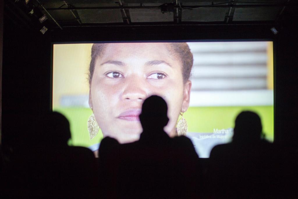 La Embajada de Colombia en Ecuador y ONU Mujeres conmemoran el Día Internacional de la Mujer con el estreno del documental “Cuando las aguas se juntan: una historia de mujeres y paz”