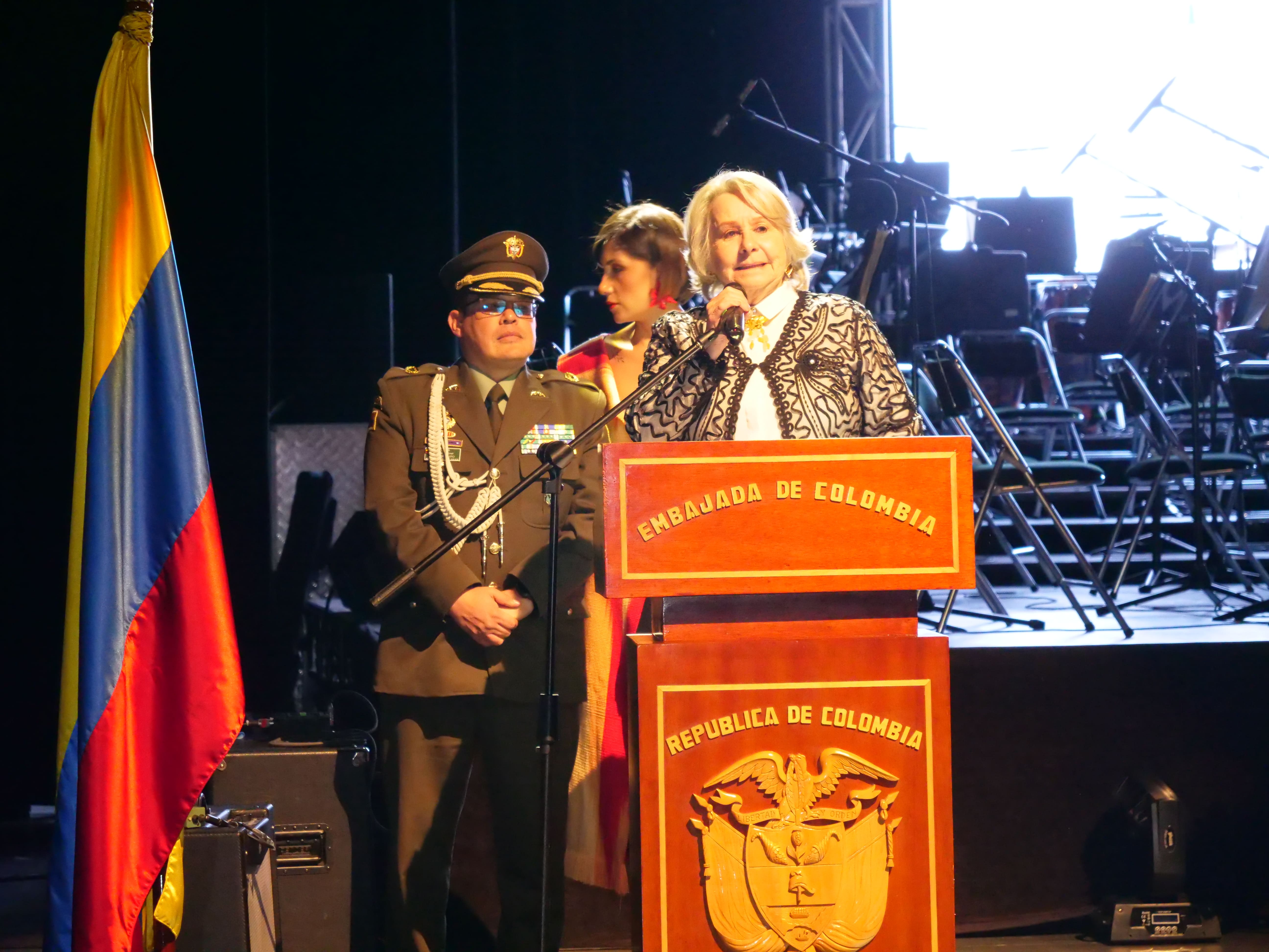 Con un concierto sin precedentes, Embajada de Colombia en Ecuador celebró la fiesta nacional de independencia 