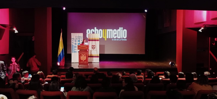 La Embajada de Colombia en Ecuador y ONU Mujeres conmemoran el Día Internacional de la Mujer con el estreno del documental “Cuando las aguas se juntan: una historia de mujeres y paz”