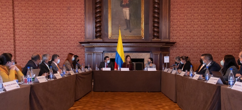 "La apertura de la frontera con Ecuador es nuestra prioridad”: Vicepresidente y Canciller