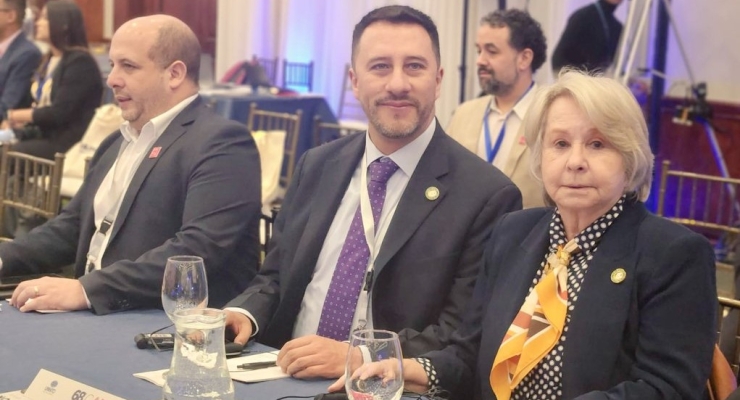 Embajadora María Antonia Velasco Guerrero acompañó al viceministro de Turismo a la 68va reunión de la Comisión Regional de las Américas